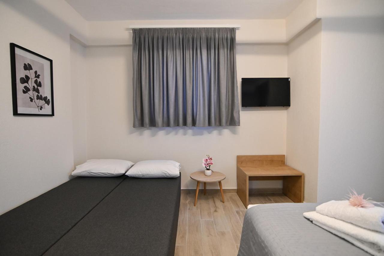 Armonia Luxury Suites Vrasná エクステリア 写真