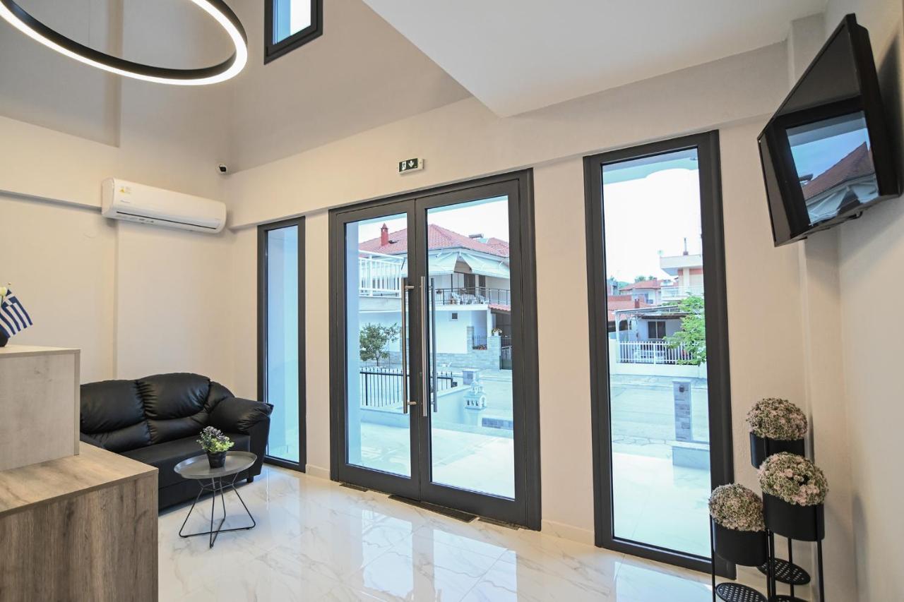 Armonia Luxury Suites Vrasná エクステリア 写真