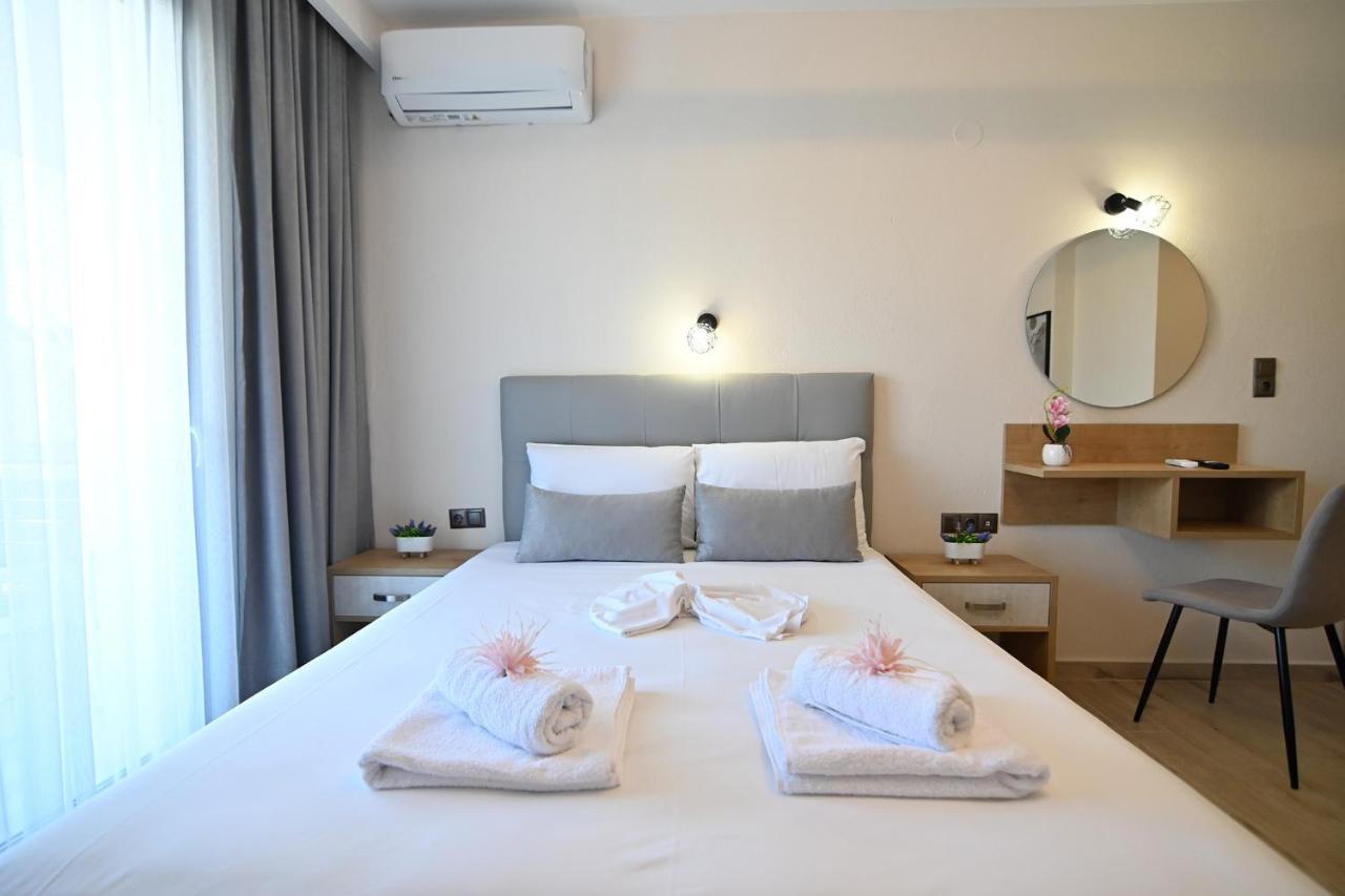 Armonia Luxury Suites Vrasná エクステリア 写真