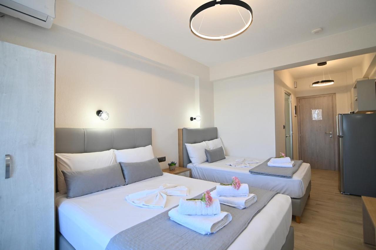 Armonia Luxury Suites Vrasná エクステリア 写真